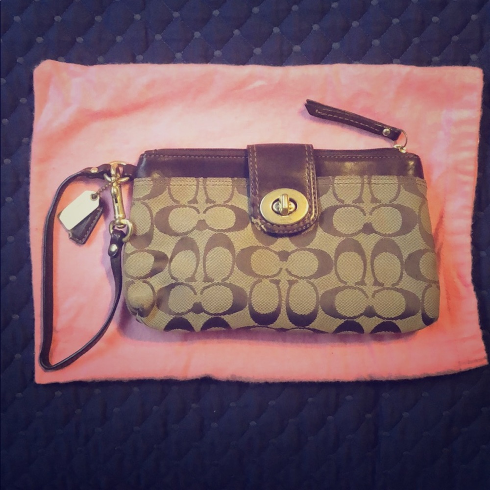 Gently Loved Coach clutch